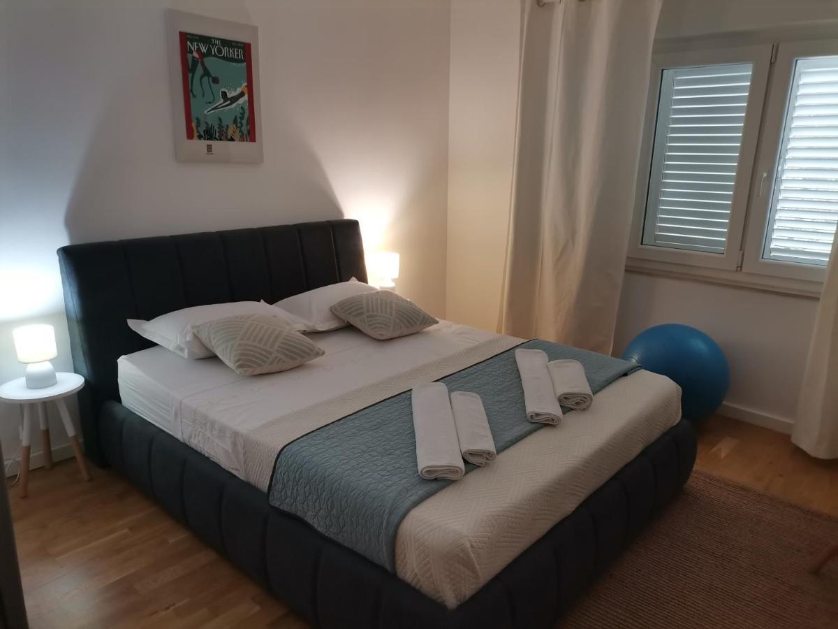 Apartment Mikula Makarska Bagian luar foto