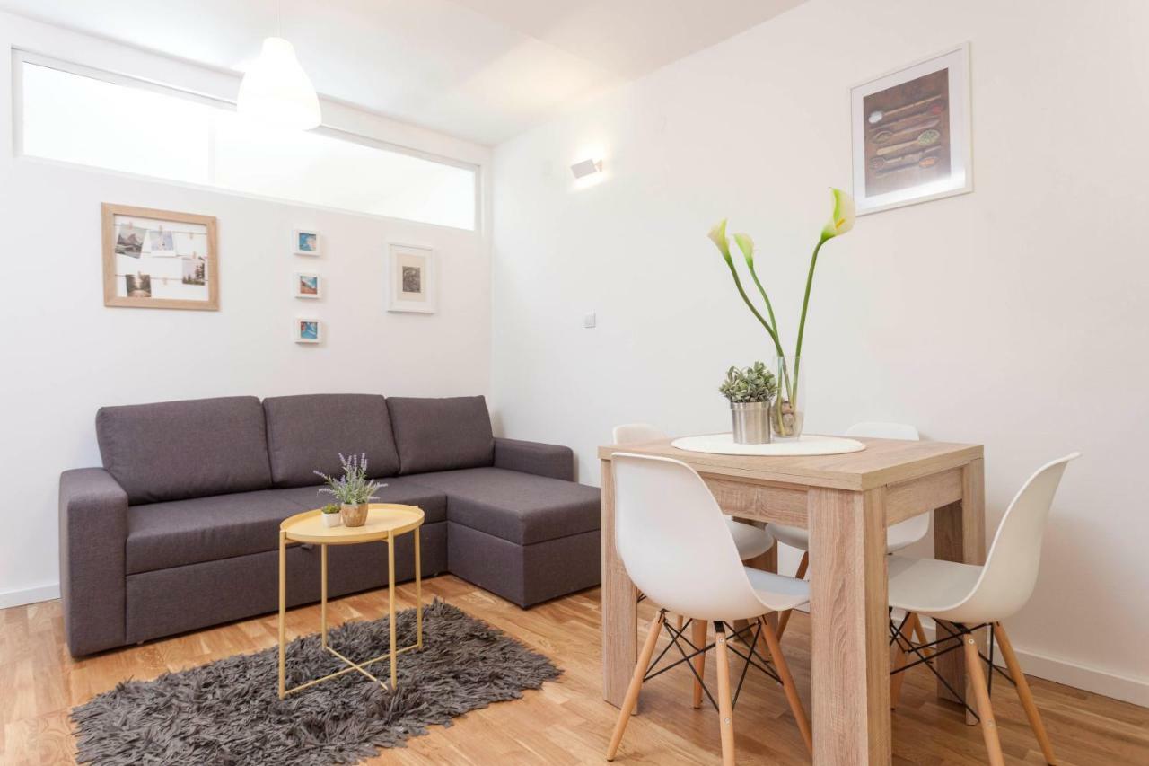 Apartment Mikula Makarska Bagian luar foto